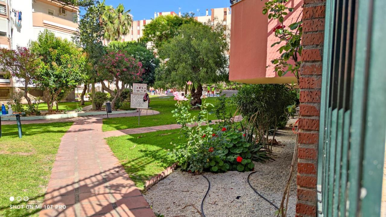 Plazamar Palace Center - Alojamientos La Torre Torre Del Mar Eksteriør bilde